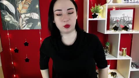 Snapshot of moon_foxy_ chatting on December 7, 2024, 3:19 pm Diana online show from December 7, 2024, 3:19 pm