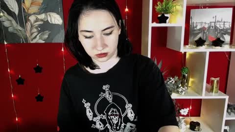 Snapshot of moon_foxy_ chatting on December 21, 2024, 8:10 pm Diana online show from December 21, 2024, 8:10 pm