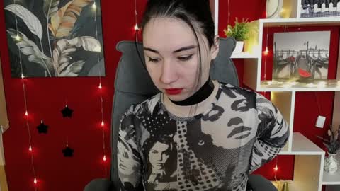 Snapshot of moon_foxy_ chatting on January 18, 2025, 6:56 am Diana online show from January 18, 2025, 6:56 am