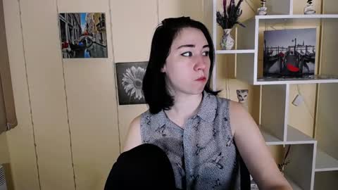 Snapshot of moon_foxy_ chatting on January 28, 2025, 1:27 pm Diana online show from January 28, 2025, 1:27 pm