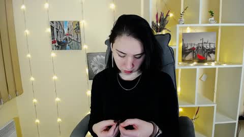 Snapshot of moon_foxy_ chatting on January 29, 2025, 12:45 pm Diana online show from January 29, 2025, 12:45 pm