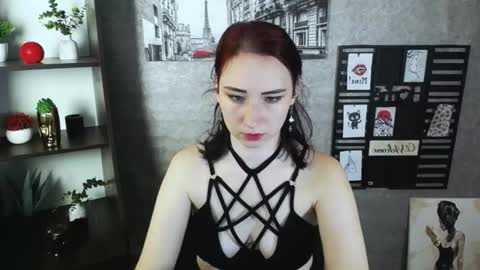 Snapshot of moon_foxy_ chatting on November 24, 2025, 9:25 pm Diana online show from November 24, 2025, 9:25 pm