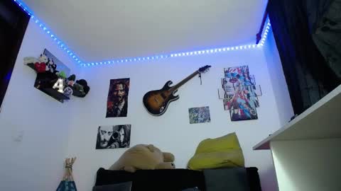 Luna online show from January 2, 2025, 10:55 pm