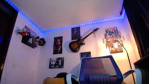 Luna online show from January 16, 2025, 2:51 am