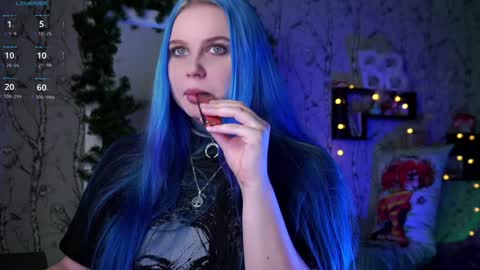 Snapshot of moon_valkyriie chatting on December 22, 2024, 10:38 am Emilia online show from December 22, 2024, 10:38 am