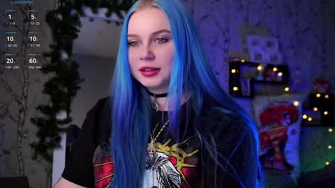 Snapshot of moon_valkyriie chatting on December 25, 2024, 10:50 am Emilia online show from December 25, 2024, 10:50 am