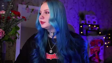 Snapshot of moon_valkyriie chatting on February 14, 2025, 8:21 am Emilia online show from February 14, 2025, 8:21 am