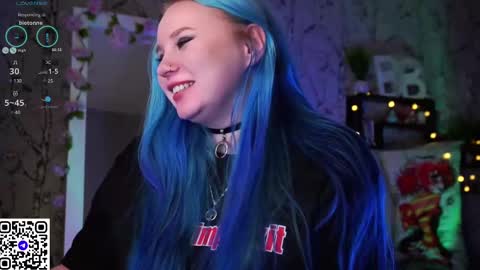 Snapshot of moon_valkyriie chatting on February 23, 2025, 11:44 am Emilia online show from February 23, 2025, 11:44 am