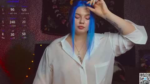 Snapshot of moon_valkyriie chatting on March 8, 2025, 9:50 am Emilia online show from March 8, 2025, 9:50 am