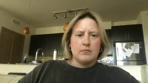 Snapshot of moonbeam1991 chatting on July 3, 2026, 8:37 pm Sloane online show from July 3, 2026, 8:37 pm