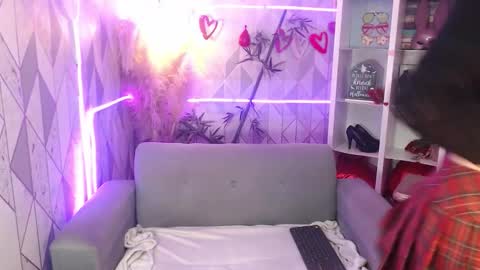 Charlotte online show from November 11, 2025, 7:58 pm