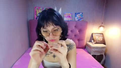 Snapshot of mooncharlotte chatting on July 6, 2026, 6:54 pm Charlotte online show from July 6, 2026, 6:54 pm
