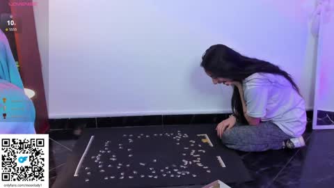 MOON  online show from February 1, 2025, 5:39 am