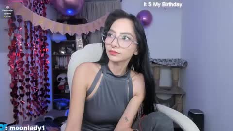 MOON  online show from June 9, 2026, 12:00 am