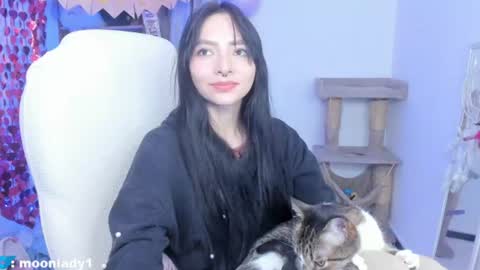 MOON  online show from July 18, 2026, 1:21 am