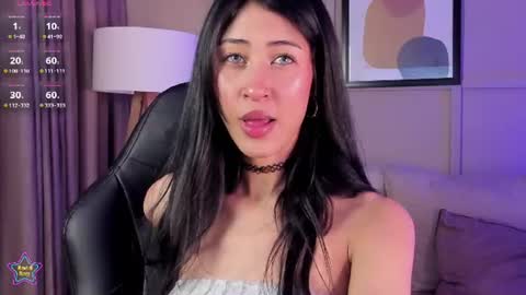 Snapshot of moonlight_brat chatting on July 16, 2026, 4:51 am Ivy online show from July 16, 2026, 4:51 am