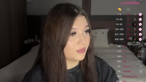 Ri online show from October 13, 2025, 10:10 pm