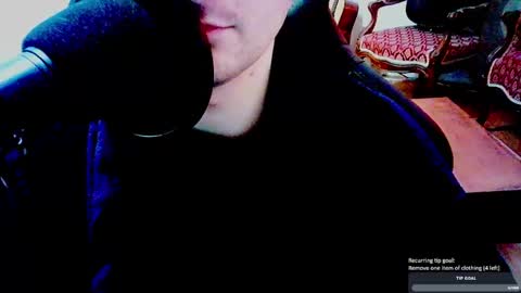 Moonsire online show from January 6, 2025, 1:52 pm