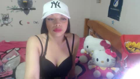 Snapshot of moontthbluee chatting on December 15, 2025, 10:47 pm luna online show from December 15, 2025, 10:47 pm