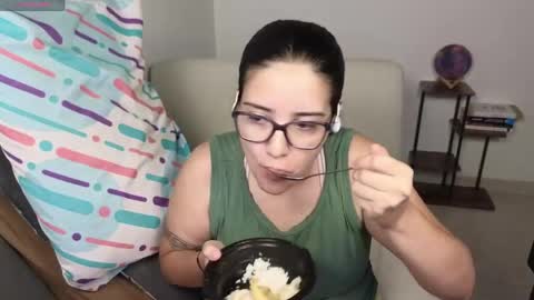 Moon Woman online show from April 28, 2026, 7:57 am