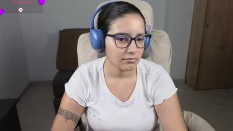 Moon Woman online show from May 29, 2026, 5:05 am