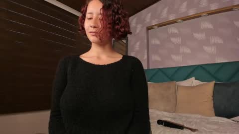 Snapshot of moony_14 chatting on January 9, 2025, 11:02 pm Michelle online show from January 9, 2025, 11:02 pm