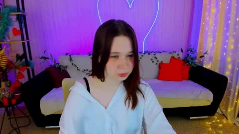 Snapshot of mooonlightsky chatting on May 25, 2026, 11:16 am Charli online show from May 25, 2026, 11:16 am