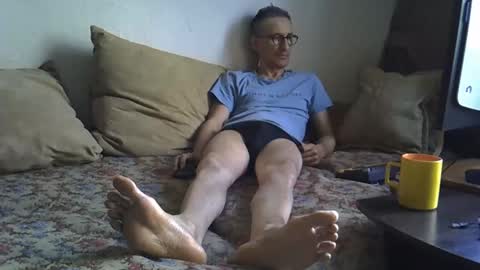 Snapshot of moovurey16 chatting on November 12, 2025, 3:07 am Alex online show from November 12, 2025, 3:07 am