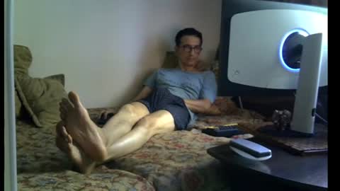 Snapshot of moovurey16 chatting on July 5, 2026, 2:07 am Alex online show from July 5, 2026, 2:07 am