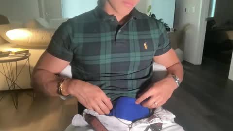 Snapshot of mora594574 chatting on October 20, 2025, 9:59 pm mora594574 online show from October 20, 2025, 9:59 pm