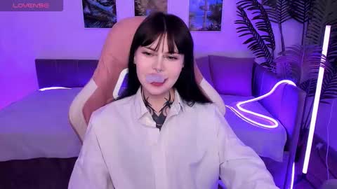 Snapshot of morana_batt chatting on October 14, 2025, 2:01 am Morana online show from October 14, 2025, 2:01 am