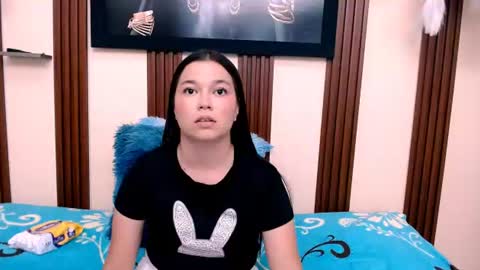alexia online show from June 19, 2026, 6:45 pm