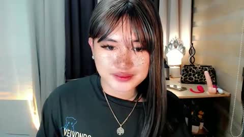 Snapshot of morenaaries12 chatting on September 20, 2025, 8:21 pm MIA online show from September 20, 2025, 8:21 pm