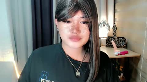 Snapshot of morenaaries12 chatting on September 21, 2025, 7:59 pm MIA online show from September 21, 2025, 7:59 pm