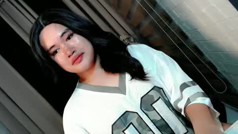 Snapshot of morenaaries12 chatting on November 25, 2025, 8:25 am MIA online show from November 25, 2025, 8:25 am