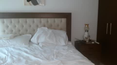 Morenanatali online show from November 15, 2025, 8:27 pm