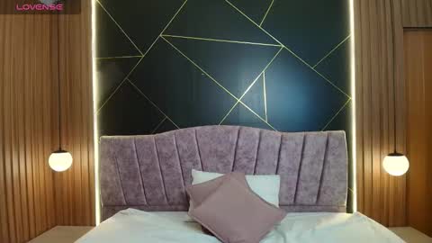 Moriah online show from March 14, 2026, 12:10 pm