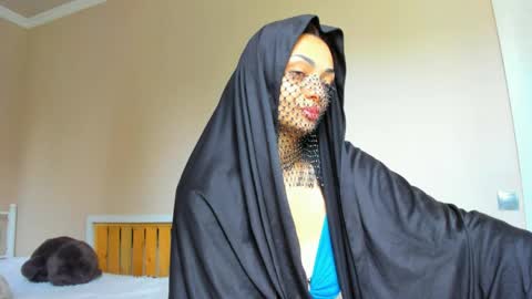 Snapshot of moroccan_diamond_ chatting on June 4, 2026, 6:52 am Medina online show from June 4, 2026, 6:52 am