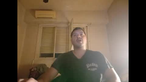 Bruno online show from November 4, 2025, 4:22 am