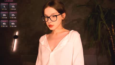 morphe online show from November 15, 2025, 3:19 pm