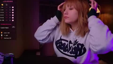 morvelyn online show from September 17, 2025, 9:05 pm