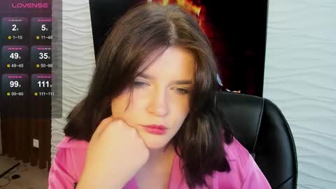 Snapshot of morygirl chatting on September 10, 2025, 1:00 pm mori online show from September 10, 2025, 1:00 pm