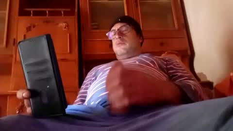 Snapshot of mospeleu chatting on June 13, 2026, 5:05 am Nomadu online show from June 13, 2026, 5:05 am