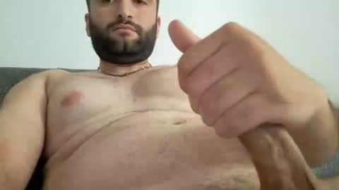 Snapshot of mosta977 chatting on July 4, 2026, 10:32 am Arab boy online show from July 4, 2026, 10:32 am