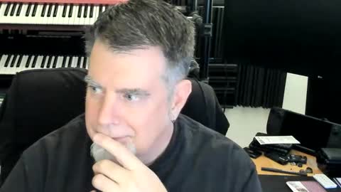 Snapshot of mostly_unbothered chatting on September 11, 2025, 10:15 am mostly_unbothered online show from September 11, 2025, 10:15 am