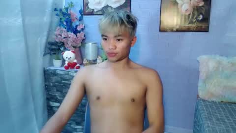 mostwantedtwink online show from May 6, 2026, 9:25 am