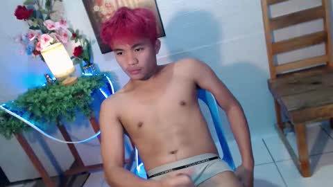 mostwantedtwink online show from May 20, 2026, 8:26 pm