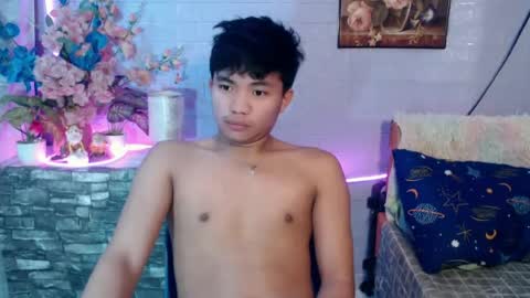 mostwantedtwink online show from June 17, 2026, 12:29 pm