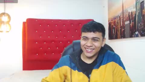 Snapshot of mou_fly chatting on November 14, 2025, 11:42 am Mou Fly online show from November 14, 2025, 11:42 am