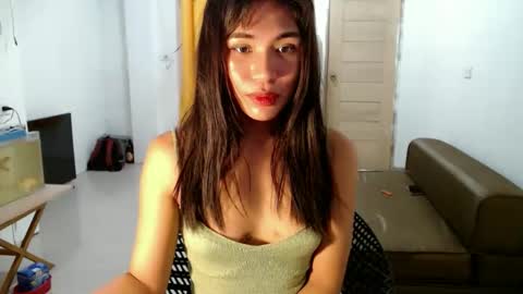 Snapshot of mouiline_rouge69 chatting on March 8, 2026, 1:47 am mouiline_rouge69 online show from March 8, 2026, 1:47 am